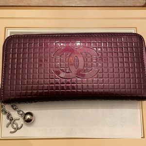 Purple “Chanel” zipper wallet